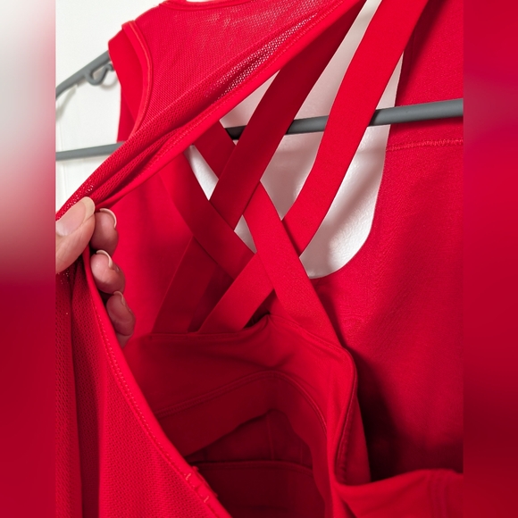 Lululemon Fast As Light Tank - Picture 5 of 8